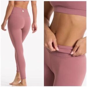 Vuori Women’s Rib Studio Leggings Desert Rose Pink Size Medium